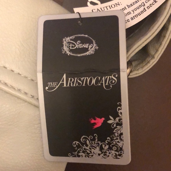 Disney Loungefly Marie Aristocats saddle bag NWT - Picture 4 of 9
